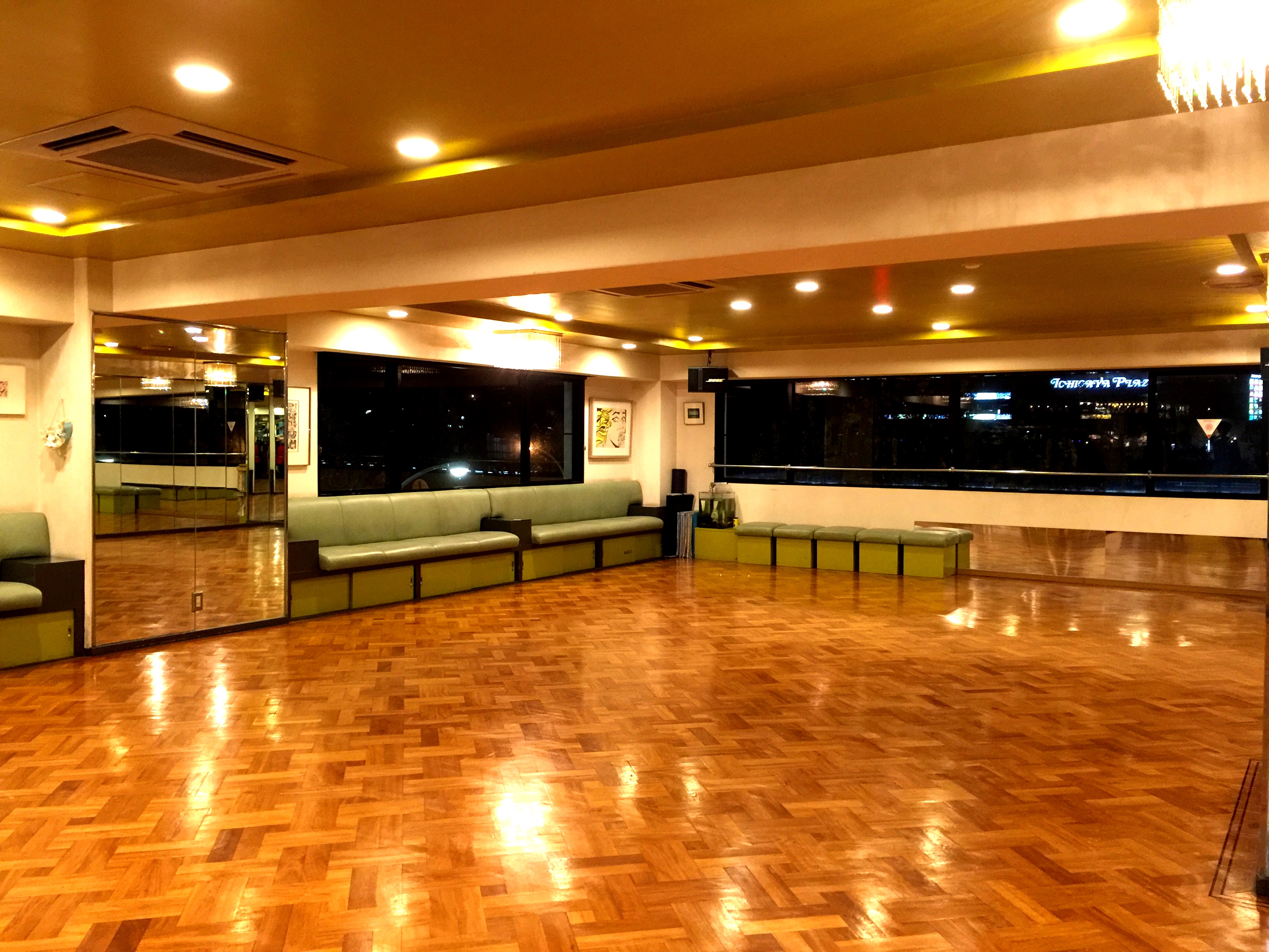 石原ヒサシダンススクールのサイトです