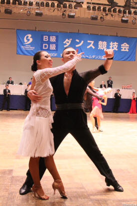 西村嘉月維・松村京花組