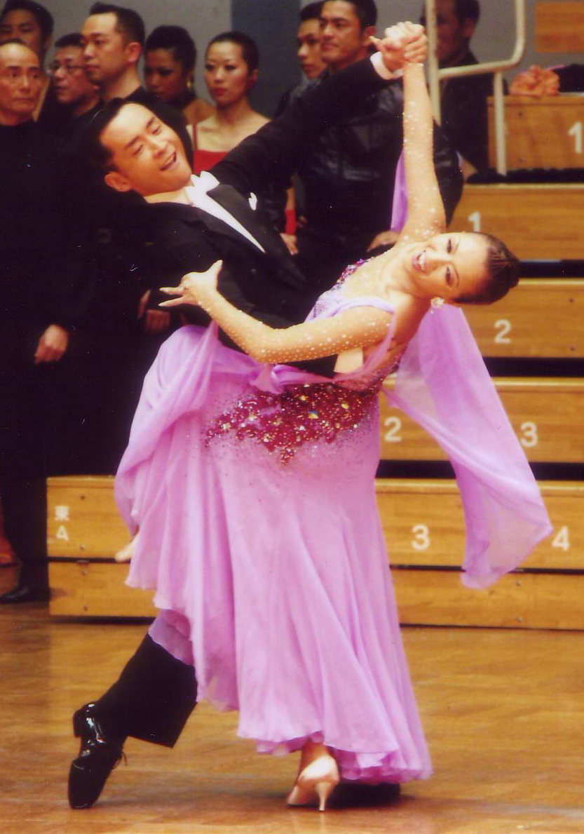 新井健伊稚・由紀子組