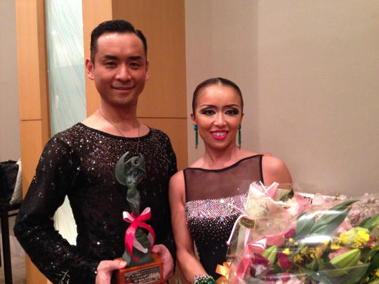 新井健伊稚・由紀子組