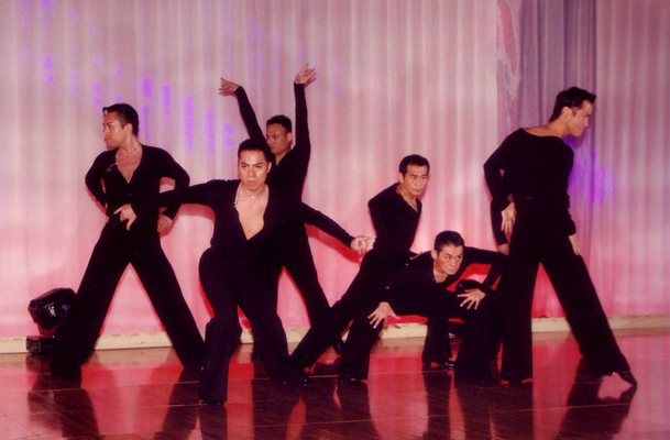 メンズフォーメーション